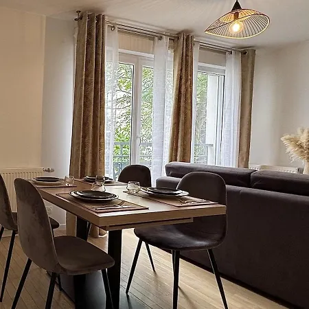 Charming & New Near Paris Appartement